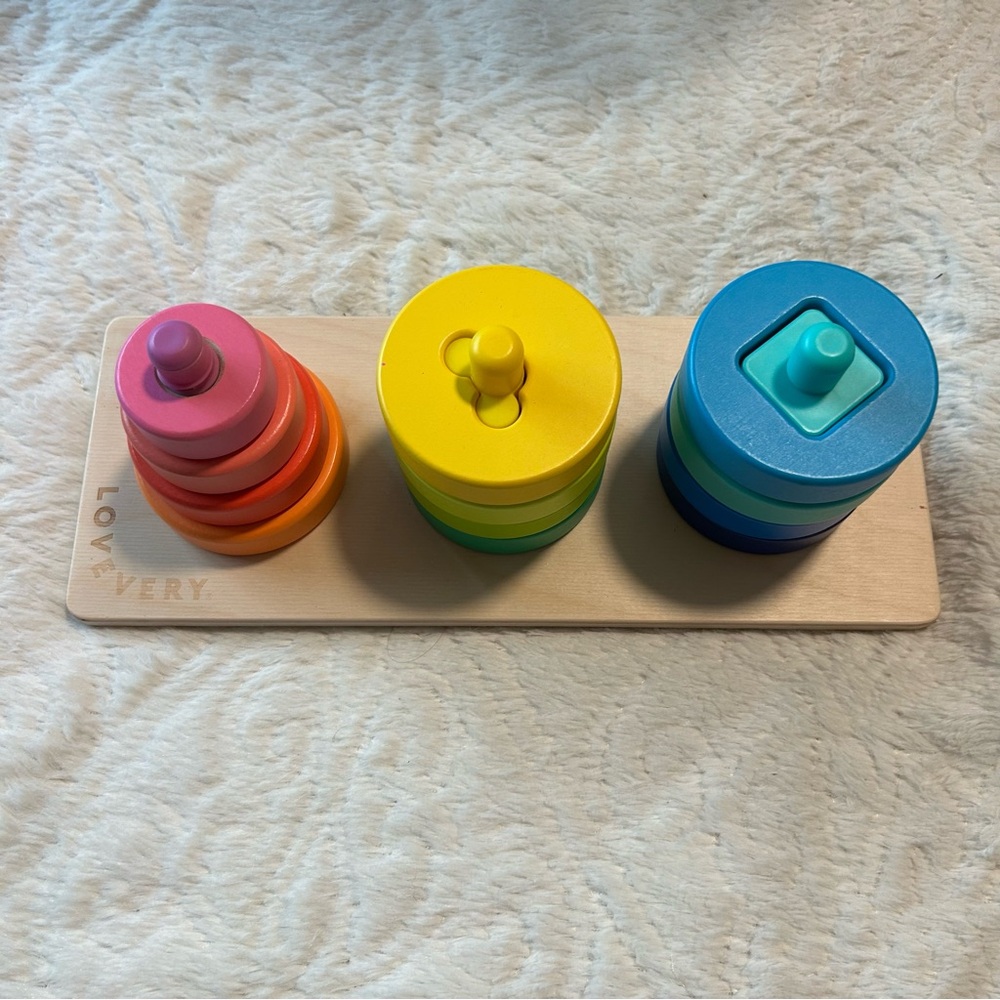 Lovevery Wooden Montessori Rainbow Colorful Shape Stacking Twist Tower Toddler